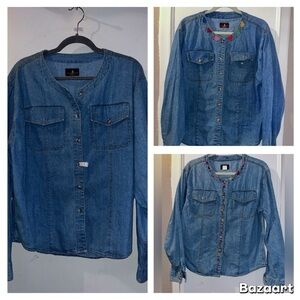 Lot of 3 Timber Creek by Wrangler Embroidered Denim Button Front Shirts size L